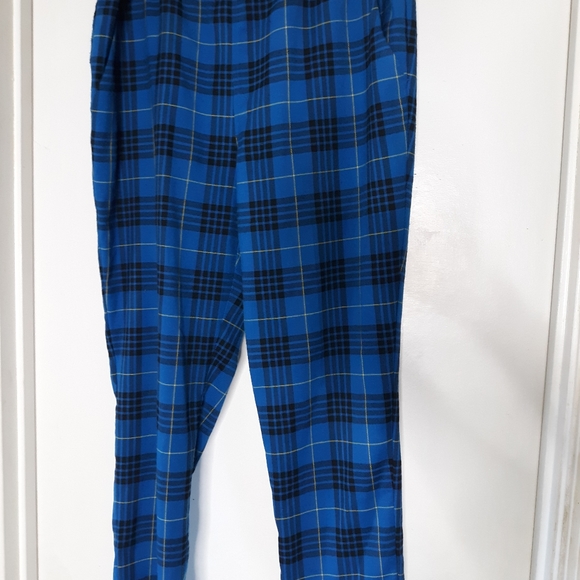 Arizona pants and top - Picture 8 of 8